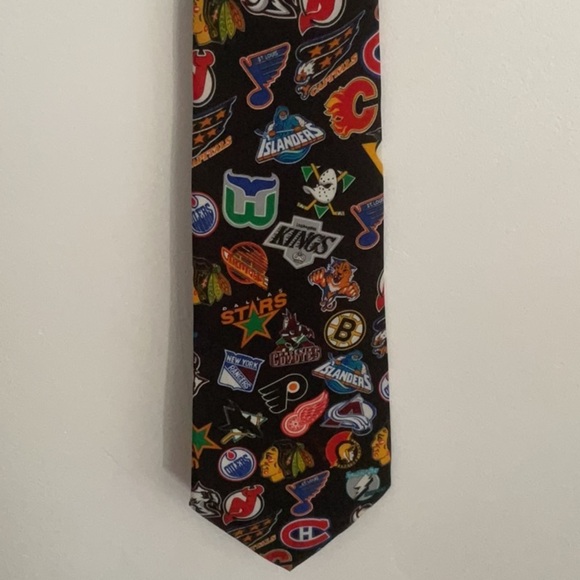 NHL Multi-Color Team Logos Tie - Picture 1 of 4